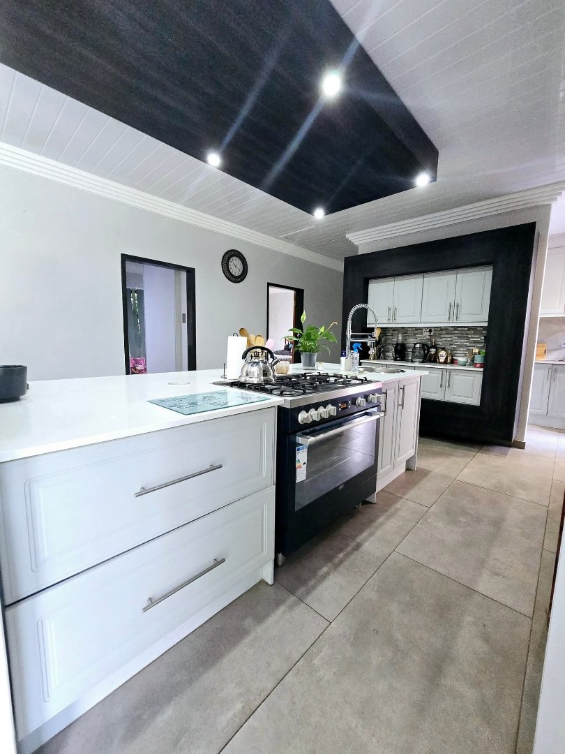 3 Bedroom Property for Sale in La Hoff North West